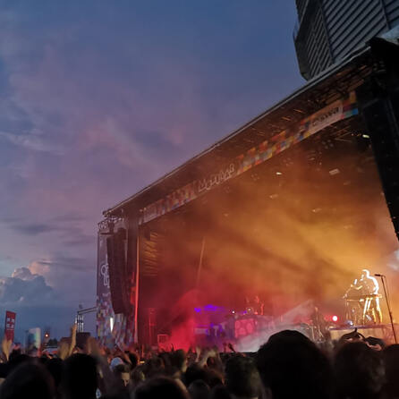 Modular Festival 2025: Mit Bus, Bahn und Bike stressfrei ans Gaswerk
