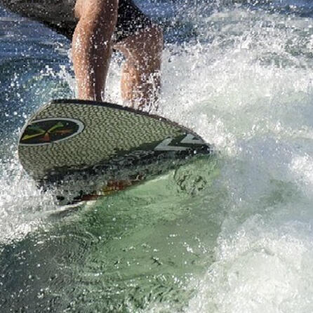 Im Spätsommer startet die Augsburger Surfwelle