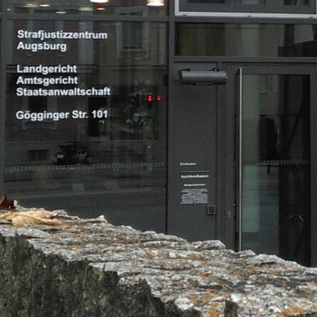 Mutmaßliche Serieneinbrecher in Augsburg vor Gericht