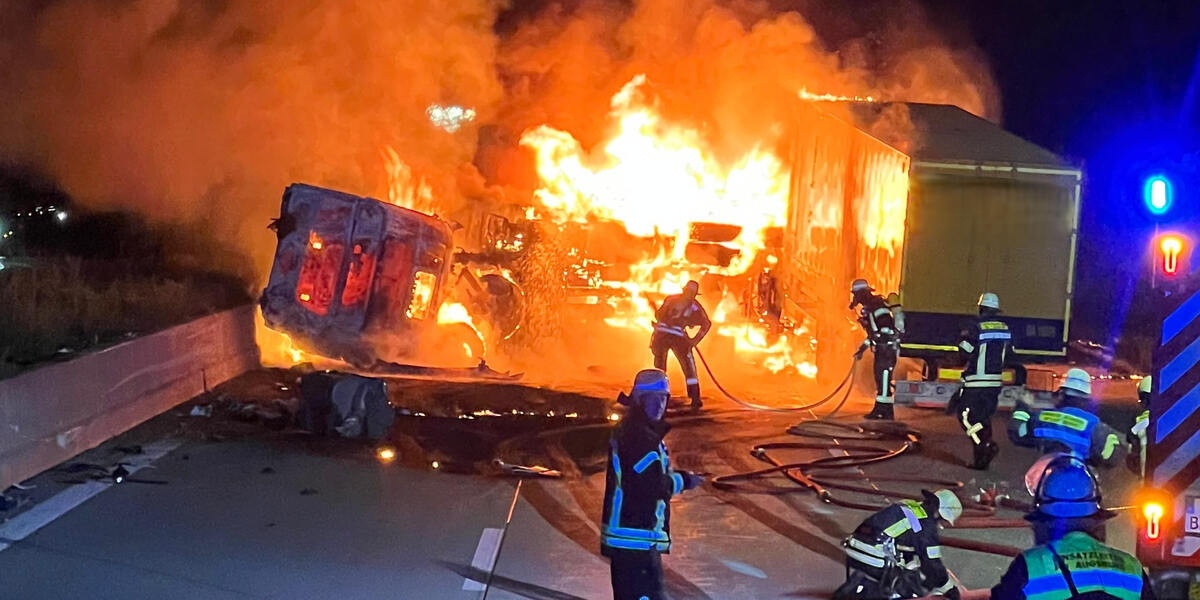 Tödlicher Lkw-Unfall auf A8 zwischen Friedberg und Dasing - Stundenlange Totalsperre der Autobahn