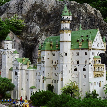 Lego Schloss Neuschwanstein: Ein Modell für Bau-Fans kommt in den Handel