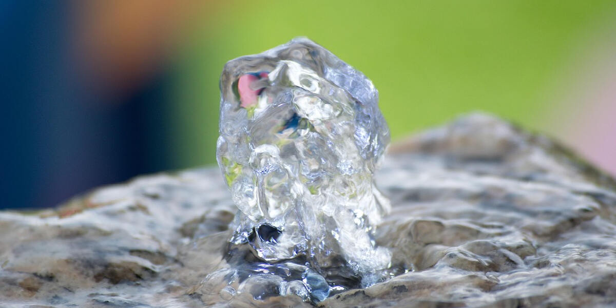 Königsbrunn beschwert sich: Zierbrunnen in der Stadt sind kein Platz zum Baden!