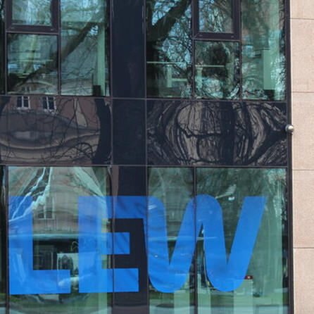 Die LEW aus Augsburg geben wieder Geld für Jugend-Trikots