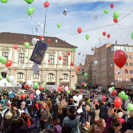 Turamichele-Fest auf dem Augsburger Rathausplatz findet statt - auch ohne Perlachturm
