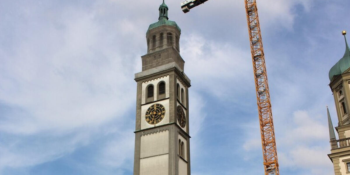 Augsburger Parlachturm jetzt auch ohne Glocken