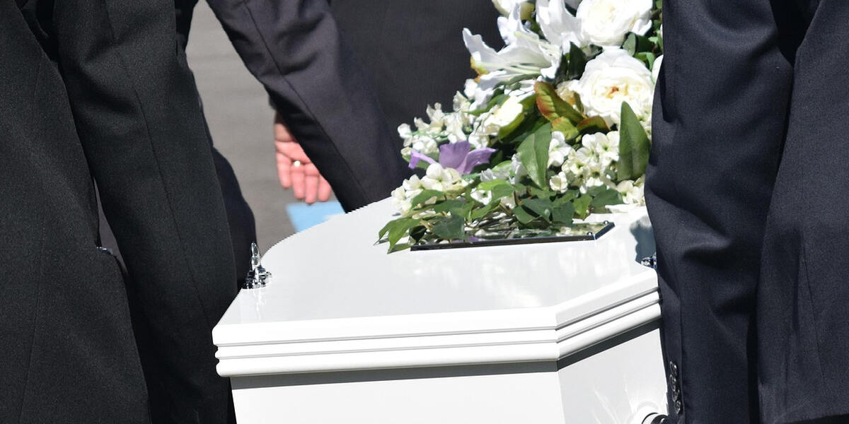 Überführungskosten durch Spenden: Kenianer soll nach Badeunfall in Heimat bestattet werden 