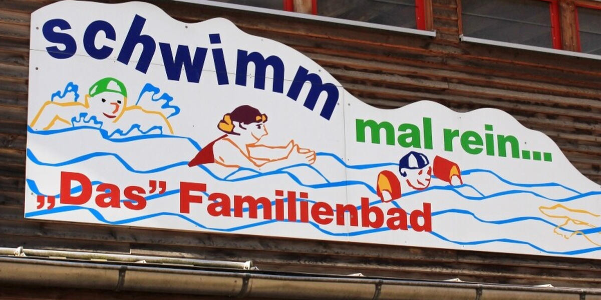 Aufatmen bei besorgten Eltern in Augsburg: Pädophiler Mann sitzt nach Vorfall in Schwimmbad in Untersuchungshaft.