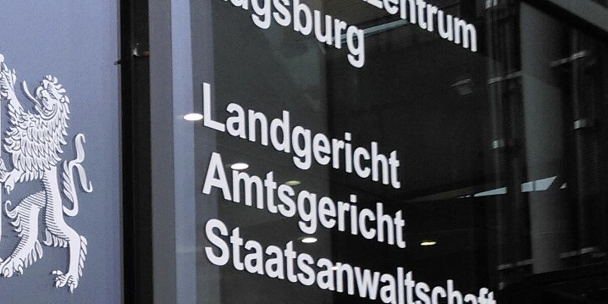 Fahranfänger liefern sich Rennen auf der B300 bei Aichach