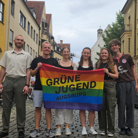 Augsburger Zoo schließen - Grüne Jugend fordert: Aus Zoo soll Tierbildungszentrum werden