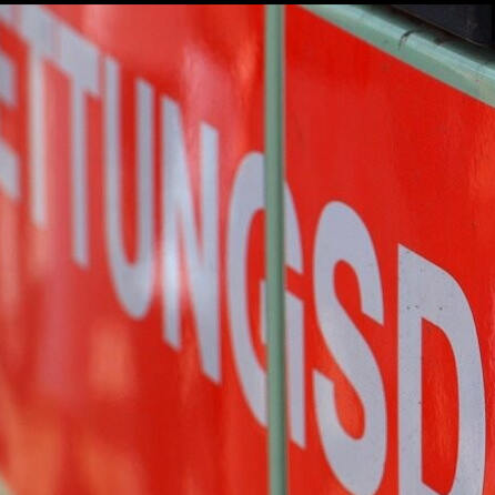 Tödlicher Unfall auf der B2 bei Westendorf nördlich von Augsburg