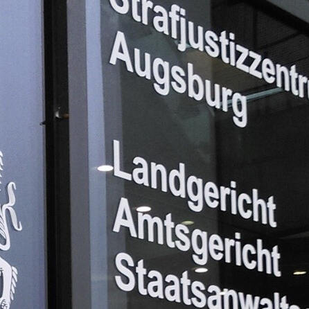 Stalking: Dritter Prozess in Augsburg gegen 61-Jährigen