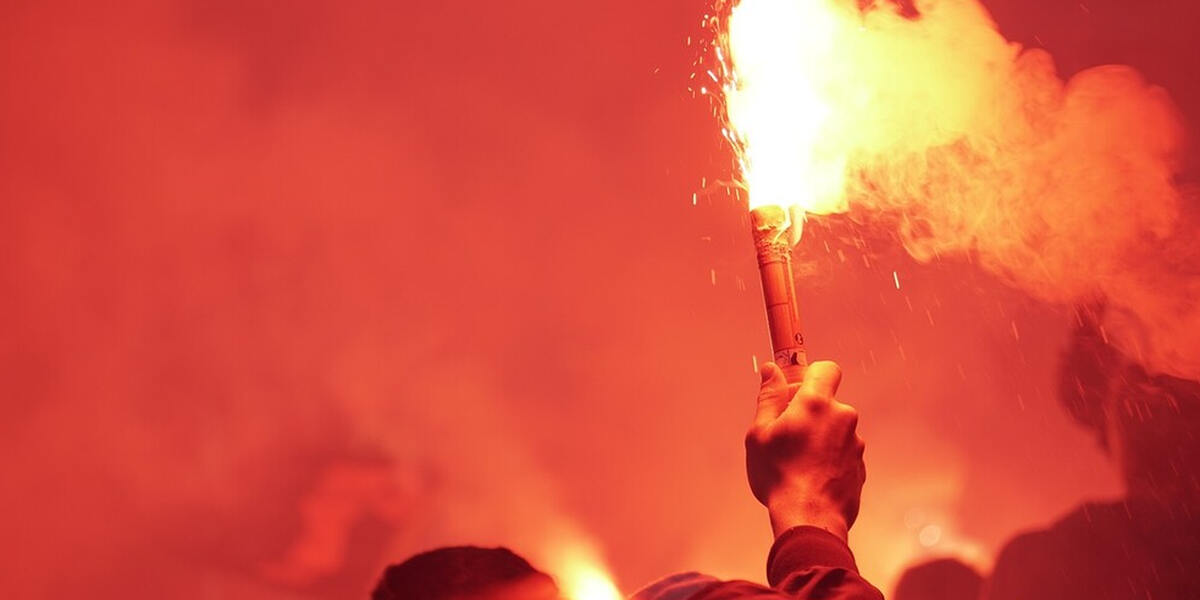 Wieder Greenpeace-Protest am Erdgas-Bohrturm Reichling