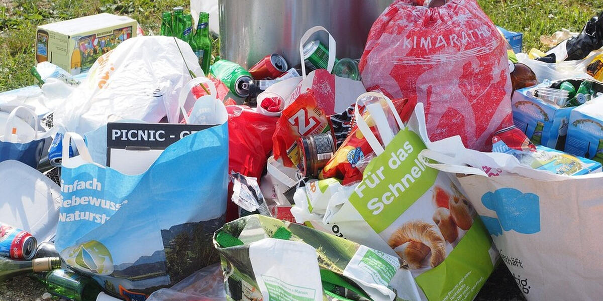 Müllbanausen in Gersthofen: Illegale Entsorgung sorgt für höhere Kosten bei der Stadt