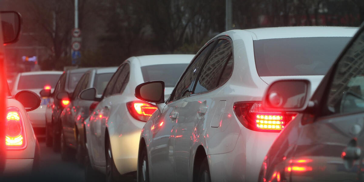 Mögliches Abfahrtsverbot im Allgäu auf der A7 steht zur Diskussion: Belastung der Anwohner in Orten wie Pfronten und Nesselwang soll verringert werden