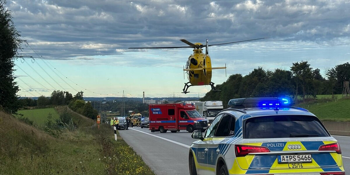 Tiefstehende Sonne, Serienunfälle, keine Rettungsgasse: Chaos auf der A8 von Augsburg nach München