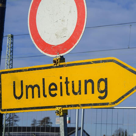 Memminger Autofahrer tödlich genervt: Baustelle in Allgäuer Straße ist bis Dezember verlängert - bis zu 20 Minuten Zeitverlust