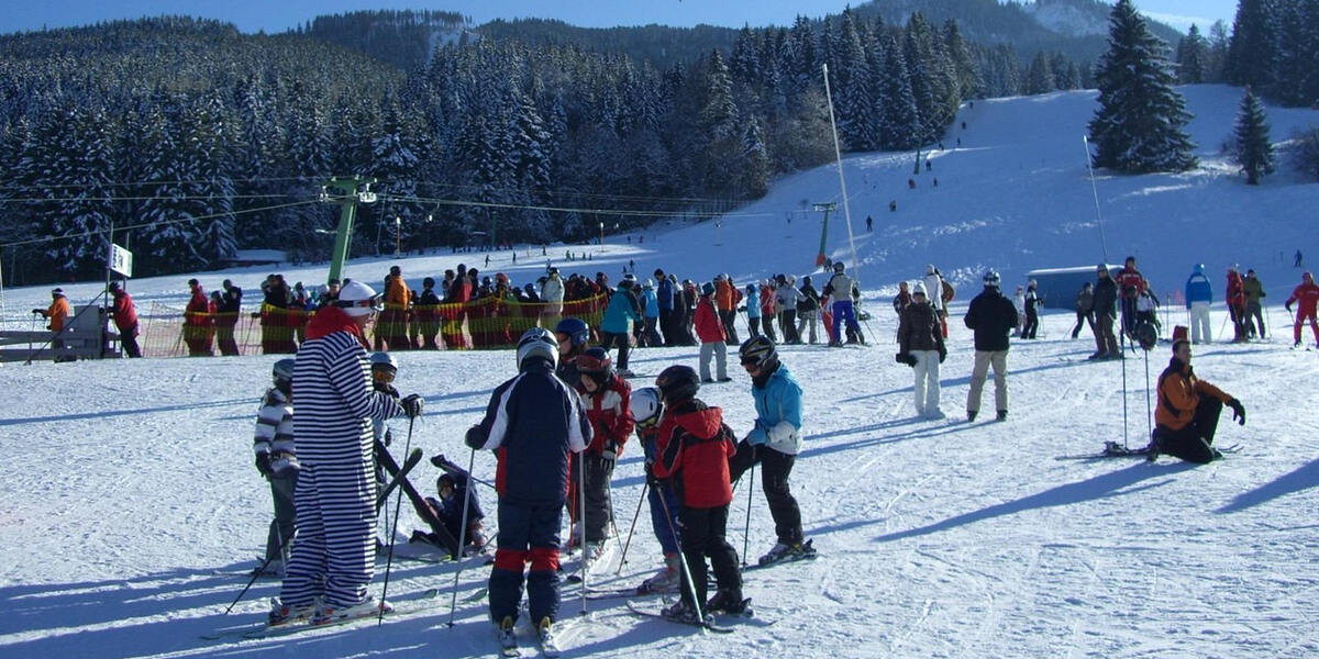 Krisen in den Allgäuer Alpen: Skigebiete vor dem Aus - Investitionen und Stillstand prägen die Region
