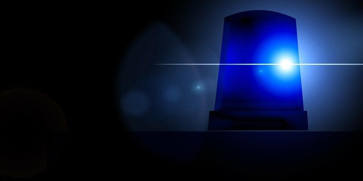 Bus fährt in Kleintransporter: Acht Verletzte bei Unfall in Kempten