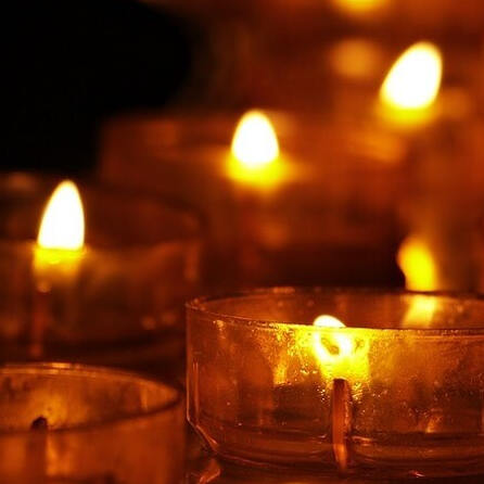 B16 bei Gundelfingen: Autofahrer stirbt bei Wendemanöver