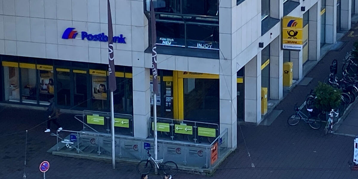 Postbank-Filiale Hauptbahnhof Augsburg: Umbau ab 2026 und Neuausrichtung ohne Postdienstleistungen