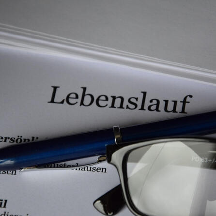 Verschärfte Sanktionen beim Bürgergeld in Augsburg:  Erwerbsfähige Arbeitslose verlieren bei Nichtbeteiligung den Regelsatz