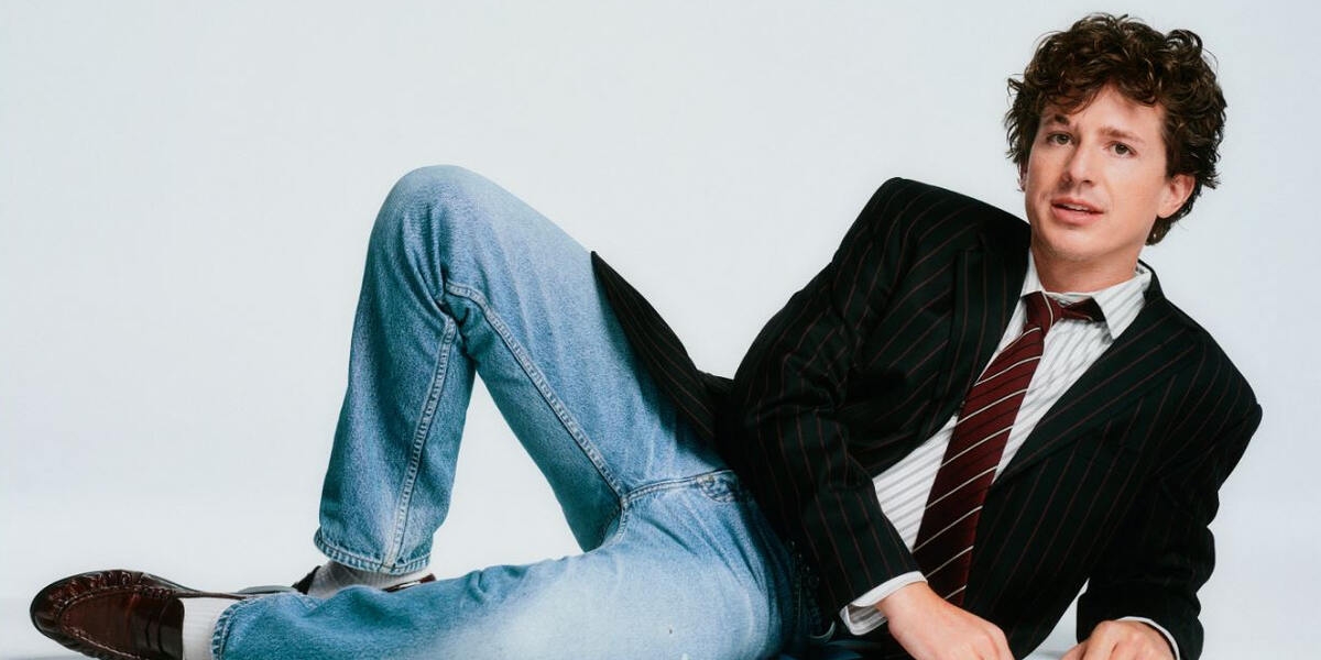 Charlie Puth eröffnet den Super Bowl 2026