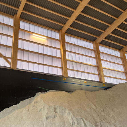 Streusalzlager sind randvoll: Winterdienst im Raum Augsburg steht Gewehr bei Fuß