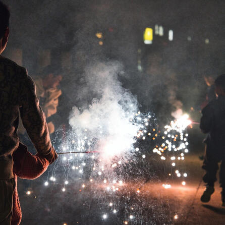 Gefährliches Feuerwerk aus dem Ausland: Augsburger Zoll warnt vor großen Gefahren