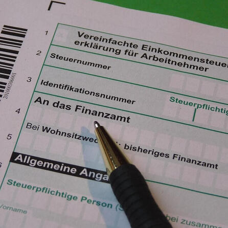  Steuererklärung 2025: In Augsburg-Stadt und Landsberg haben Steuerzahler am längsten auf Bearbeitung gewartet