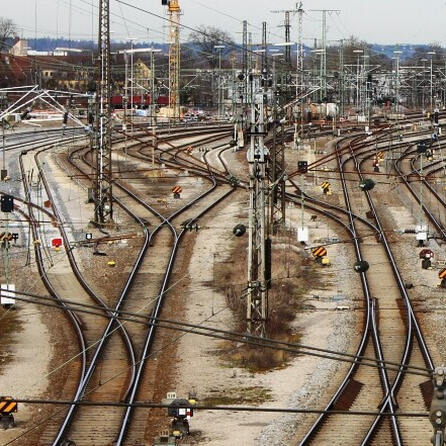 Zwischen Augsburg und München sind immer mehr Pendler unterwegs