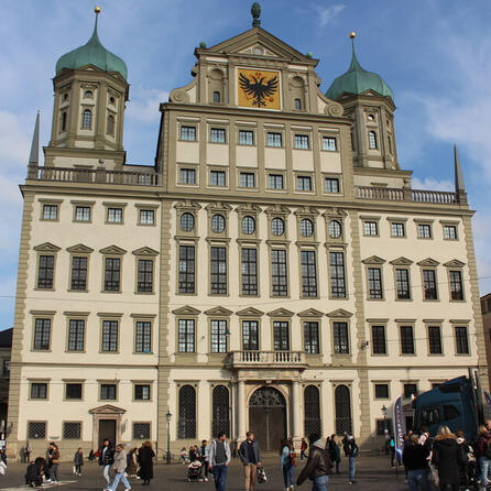 Leichte Sprache auf augsburg.de - Stadt will einfachen Zugang von Themen für alle Bürger der Stadt