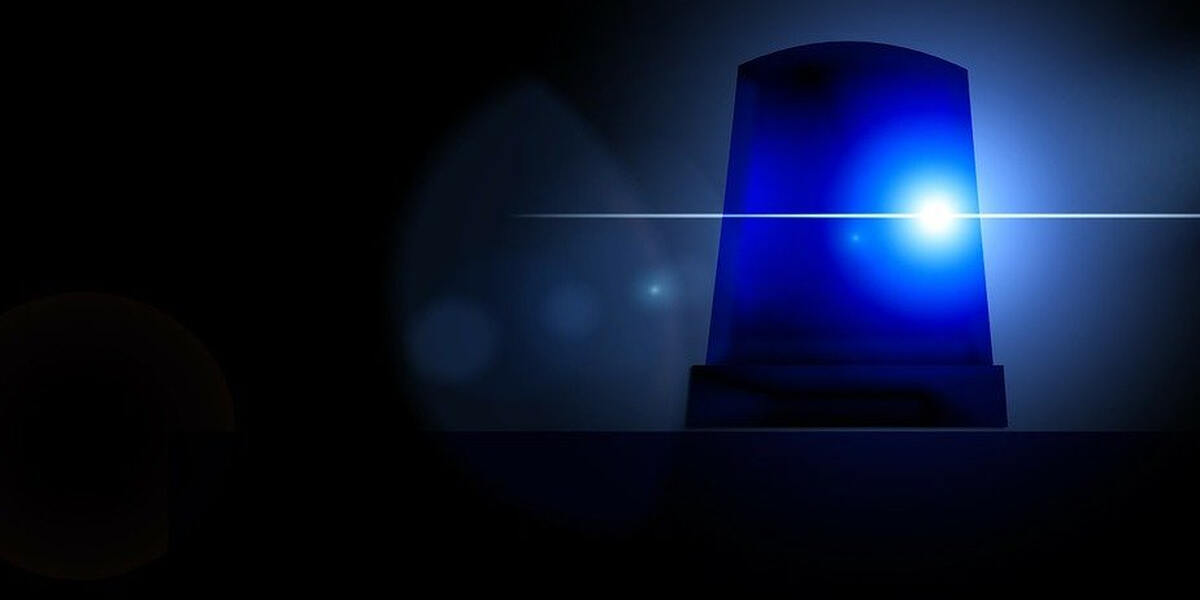 SEK rückt in Königsbrunn an: 71-Jähriger hat mit Waffengewalt gedroht