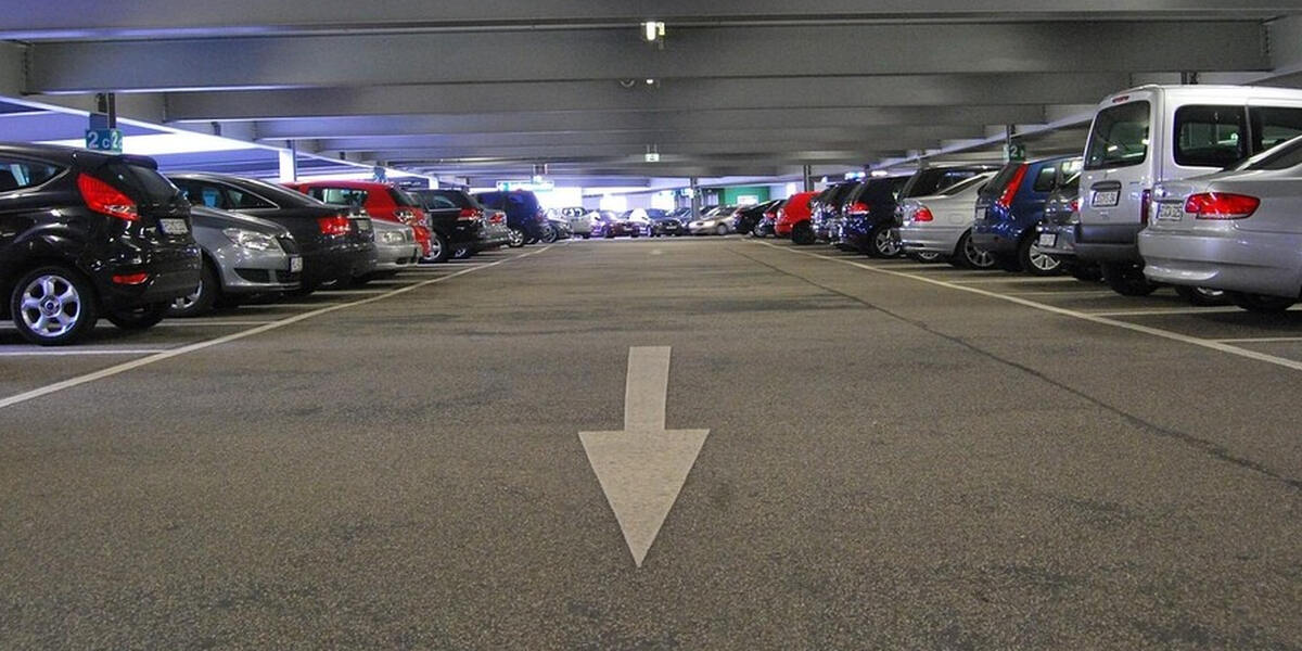 Modernes Parksystem in Memmingen Parkhaus Schwesterstraße wird zuerst umgerüstet