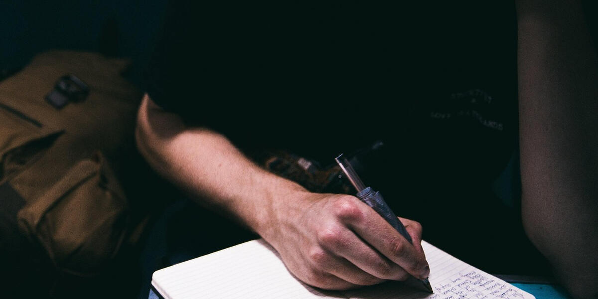 Künstliche Intelligenz in Augsburgs Werkhallen - Eine Studie untersucht die Auswirkungen von KI auf die Produktion