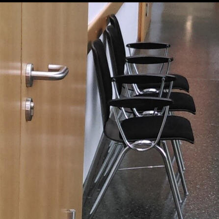 Polizeihubschrauber mit Laser geblendet: Bewährungs- und Geldstrafe für Mann aus Kaufering