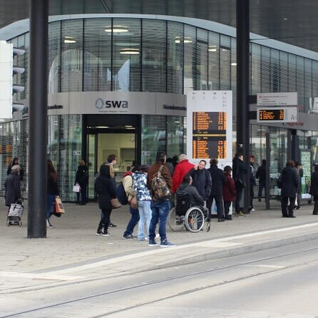 Barrierefreie Haltestellen in Augsburg: Zukunftsplanung für 2026