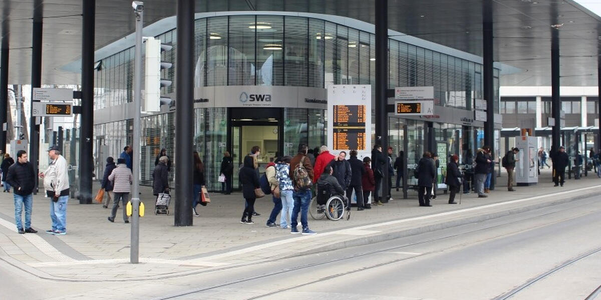 Barrierefreie Haltestellen in Augsburg: Zukunftsplanung für 2026