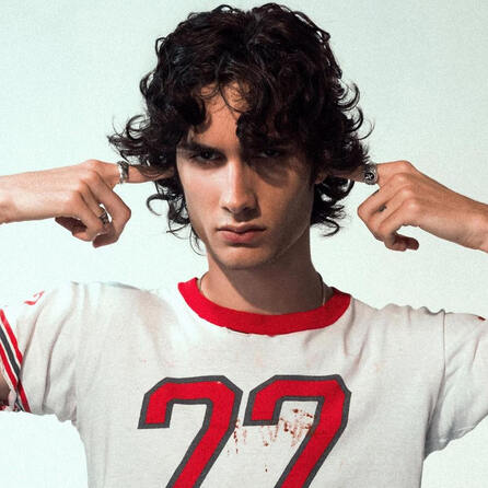 Sombr kritisiert Konzert-Location scharf