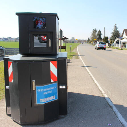 Hopfen: Blitzer mit Bettbezug "blind" gemacht