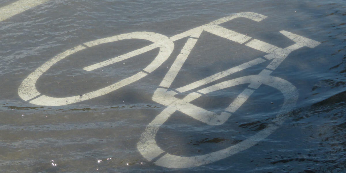 Radwegenetz Augsburg: Stadträte planen neue Vorrangrouten - Diskussionen um Stellplatzwegfall und Verkehrskonzept