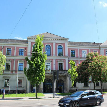 Reizgasattacke im Fasching in Rain am Lech - Staatsanwaltschaft Augsburg hat 28 Jahre alten Mann als Tatverdächtigen 