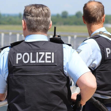 Wilde Verfolgungsjagd auf der B2 von Augsburg Richtung München