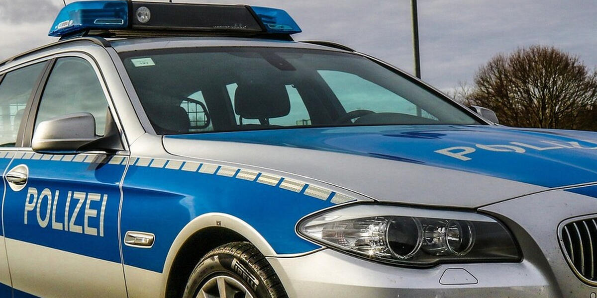 Demenzkranker Mann in Pfronten von Neunjähriger gerettet: Aufmerksames Mädchen hilft Polizei bei Vermisstensuche