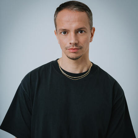 Alle Farben kämpft sich zurück auf die Bühne