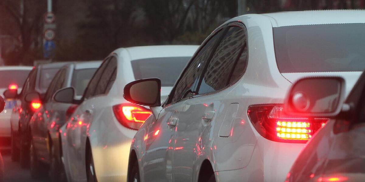 Gasgeben, weil der Sprit so teuer ist: Besondere Demo im Oberallgäu
