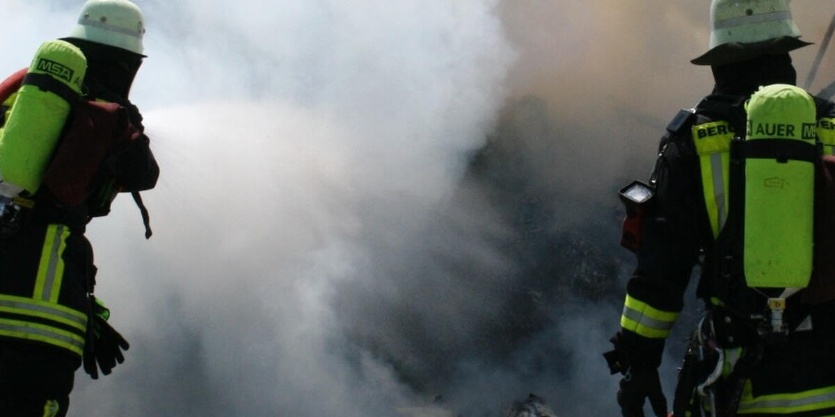 Ein Toter bei Dachstuhlbrand in Kaufbeuren