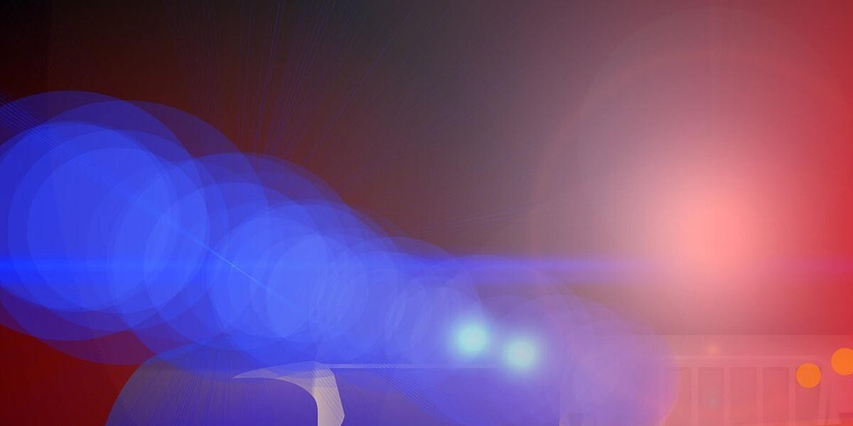 Fünf Verletzte, weil viel zu schnell: Auto verunglückt in der Augsburger Innenstadt