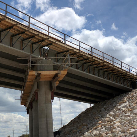 Neue Illerbrücke in Kempten: Ende des Jahres soll schon alles fertig sein