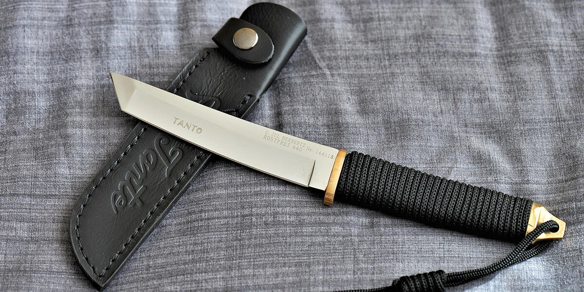 Werden Kriminelle immer jünger? Kind in Diedorf droht Mann mit Messer