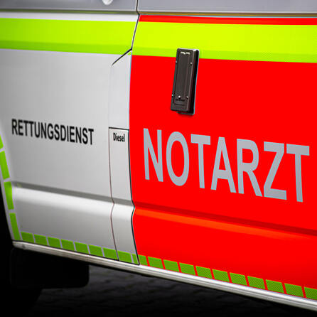 Starthilfe in Hirblingen gerät aus dem Ruder: Mutter und Tochter von Auto überrollt